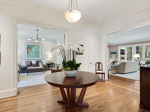 3rd image of 91 N Grove Park Rd