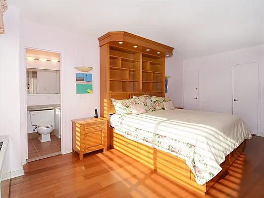 Sold by Robert E. Hill  | media 52