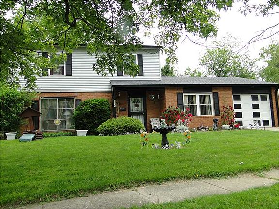 2nd image of 3715 N Erin Dr