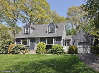 87 Benefit Rd, South Kingstown, RI 02879