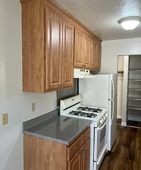 3515 Chestnut Ave #18-19 — Photo 14