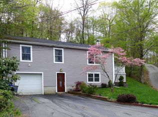 120 Riverside Rd, Hewitt, NJ 07421