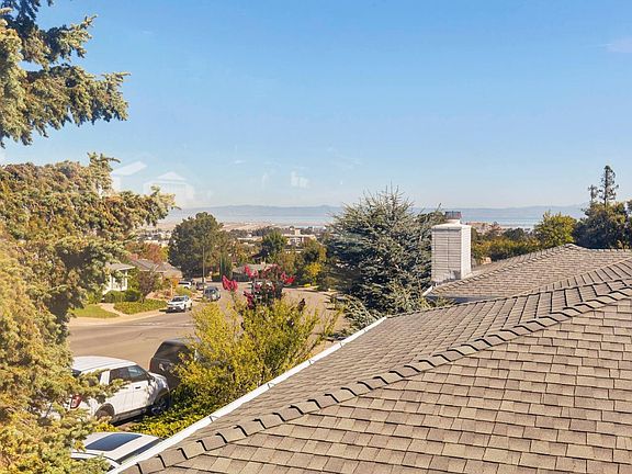 5th image of 2641 Trousdale Dr