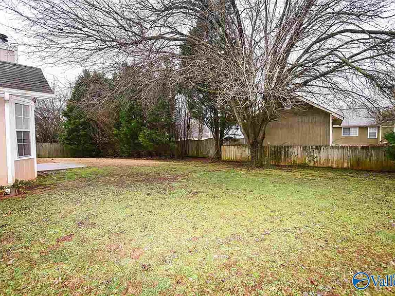 106 Vistawood Ct — Photo 20