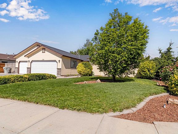 3rd image of 1316 Willow Creek Dr