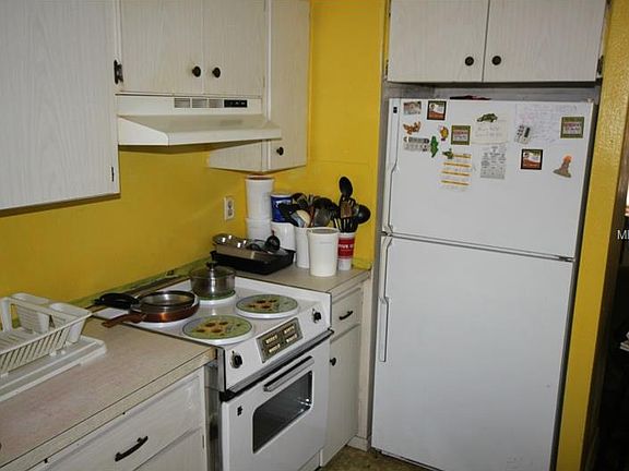 3rd image of 1114 32nd St
