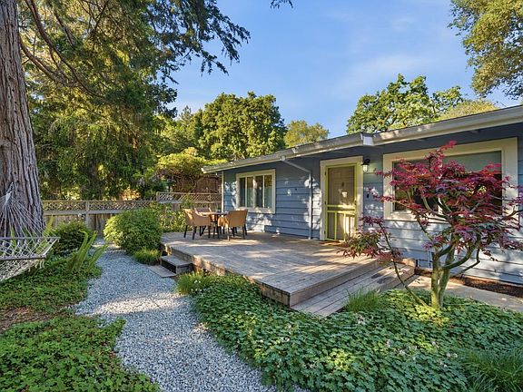 3rd image of 8843 Marianna Drive
