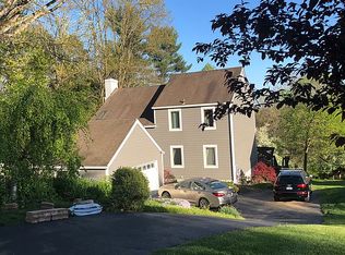217 Drakes Drum Dr, Bryn Mawr, PA 19010