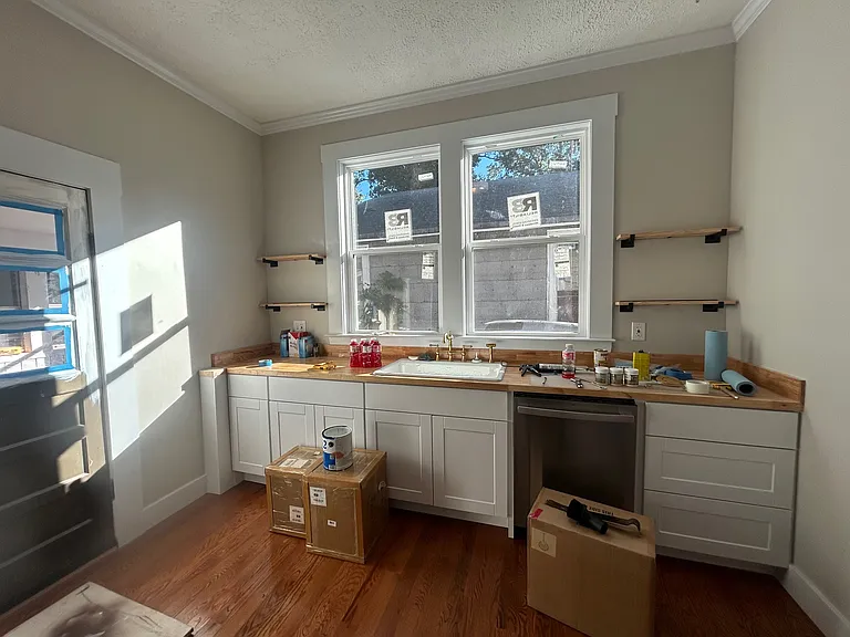 1086 W Hancock Ave — Photo 5