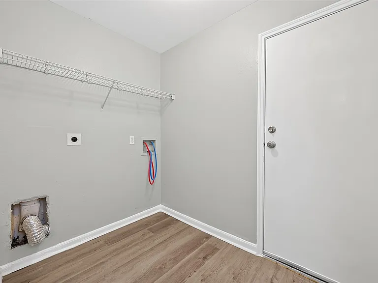 22851 Twisting Pine Dr — Photo 18