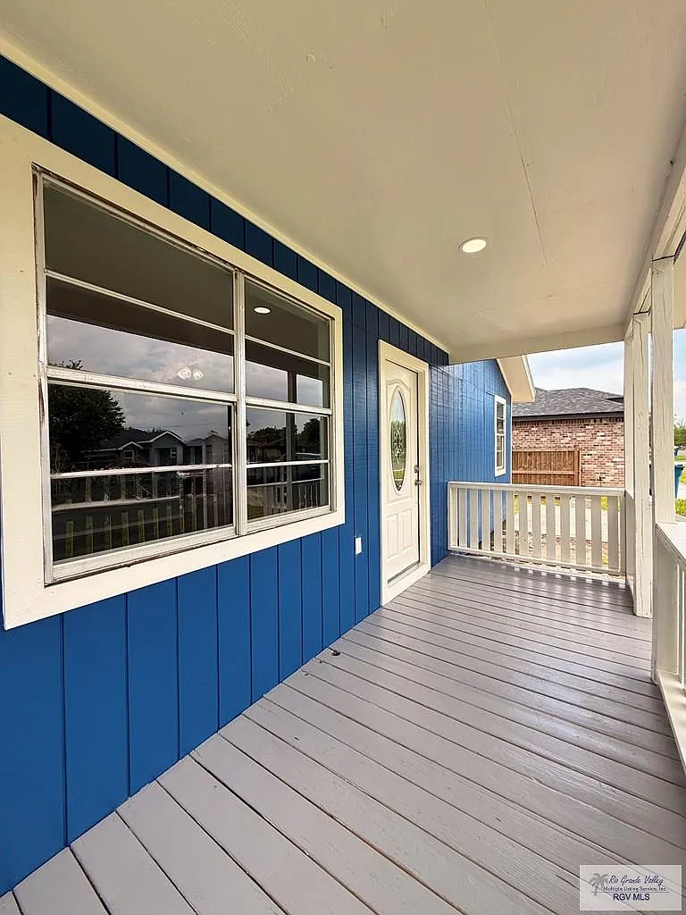 2 bed, 1.0 bath, 1020 sqft, $1,200 — Photo 4
