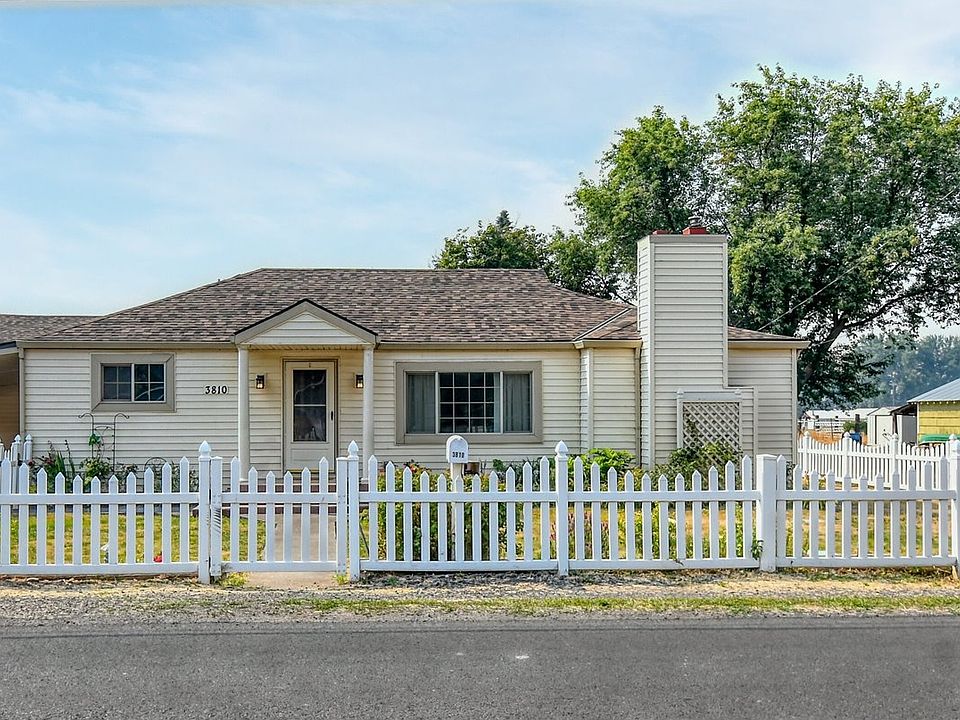 1st image of 3810 NE Riverside Ave