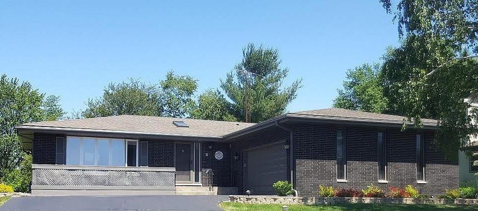 1st image of 2464 E Lake Shore Dr