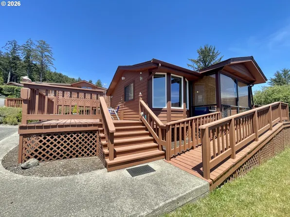 19921 Whaleshead Rd #I3, Brookings, OR 97415