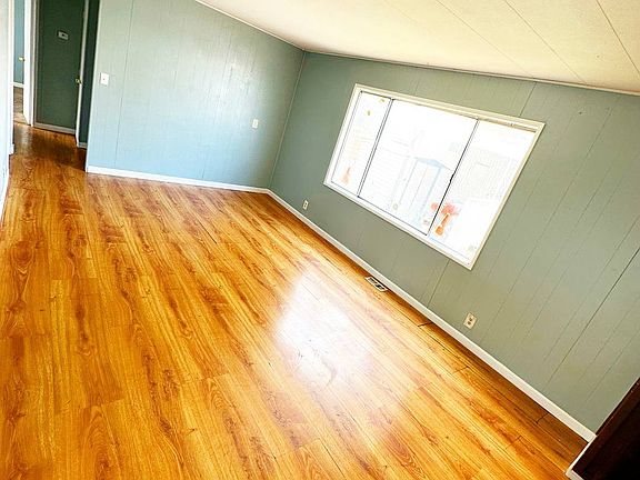 5th image of 1481 Palm St Unit 204