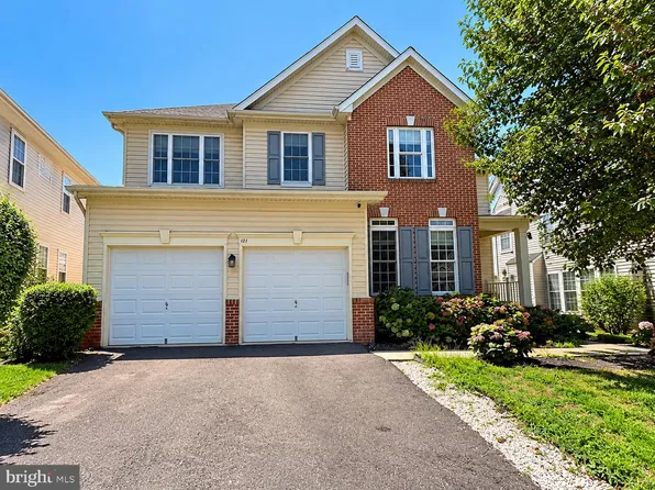 121 King Edward Ct, Culpeper, VA 22701