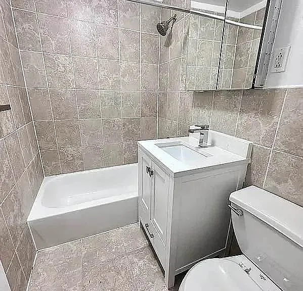 127 E 101st St #3V — Photo 6