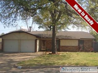 3910 Woodbury Ct, Arlington, TX 76017