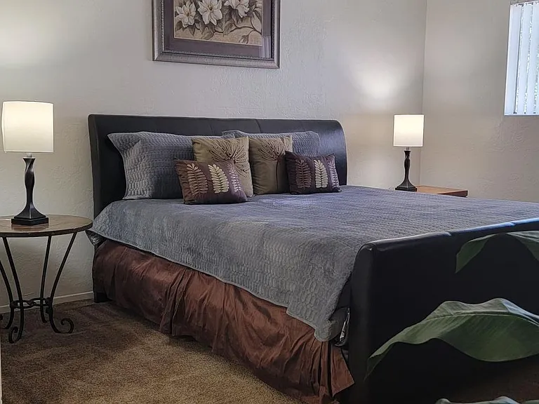 Pantano Villas Apartments — Photo 48
