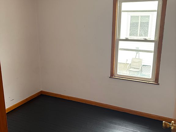 5th image of 48 Payne Ave Unit 1