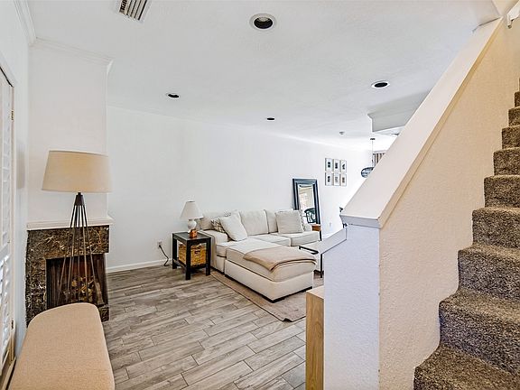 3rd image of 4130 Wycliff Ave #104
