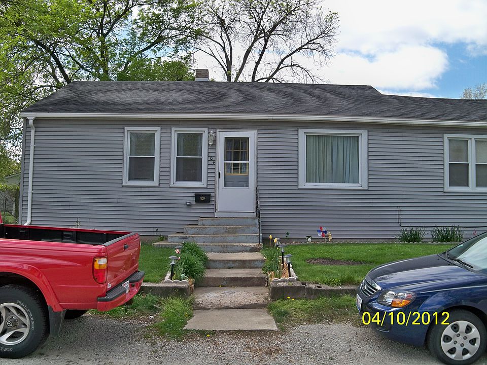 1st image of 104 Daniels St