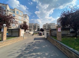 4827 104a St NW, Edmonton, AB