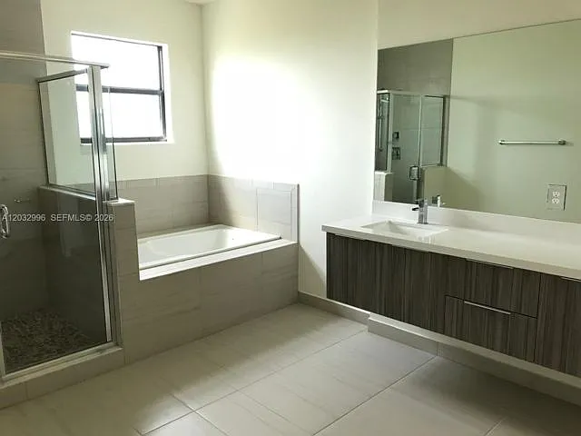 8102 NW 105th Ct — Photo 15