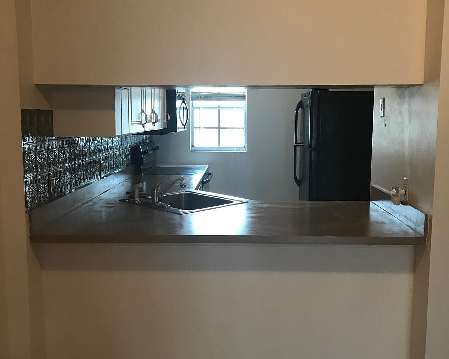 Dining/Kitchen
