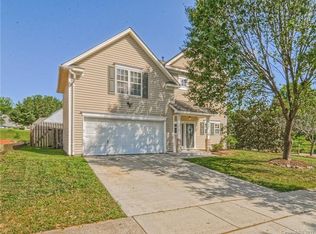 6831 Fortescue Dr, Charlotte, NC 28213