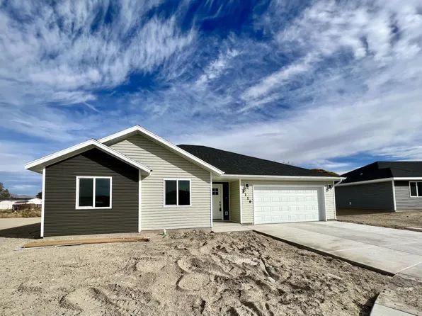 2116 Village Green Cir, Elko, NV 89801
