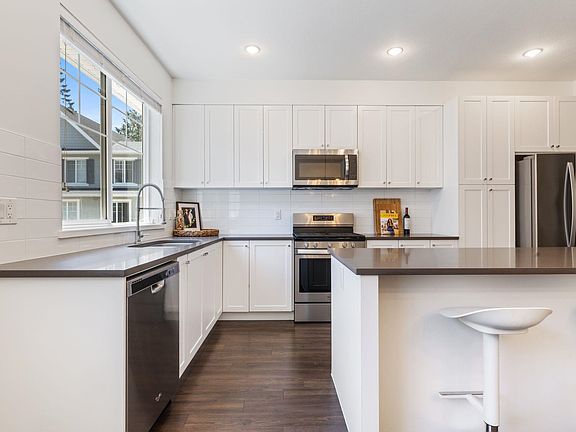 5th image of 16357 15th Ave #31