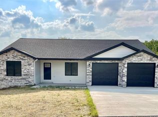 5730 Brady Rd, Hannibal, MO 63401