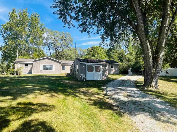 2389 S Wallick Rd, Peru, IN 46970