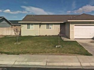 1114 Herron Ln, Fernley, NV 89408