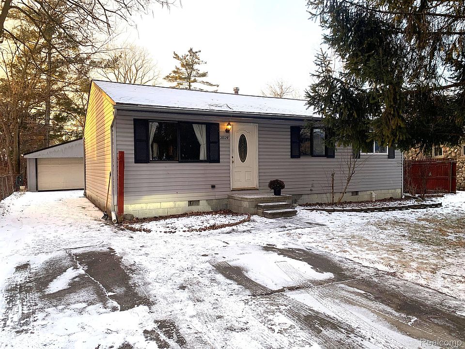 1st image of 21529 Jacksonville St