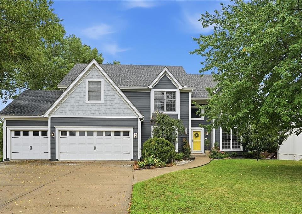 1st image of 809 Cottonwood Pl