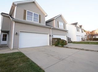 1218 Butler Ave, Bloomington, IL 61701