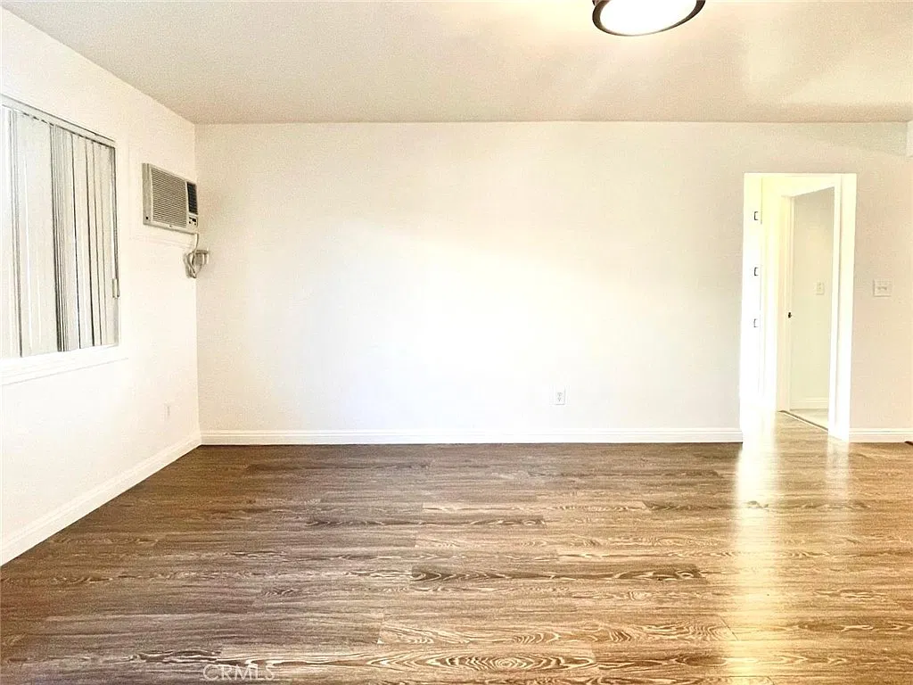 2 bed, 980 sqft, $2,480 — Photo 3