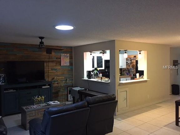 4th image of 2628 Cayman Way