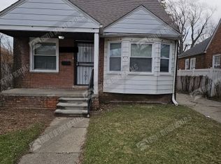 8442 Warwick St, Detroit, MI 48228