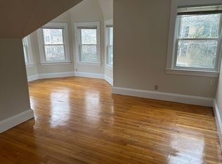5 Fairbanks St #3, Brookline, MA 02446
