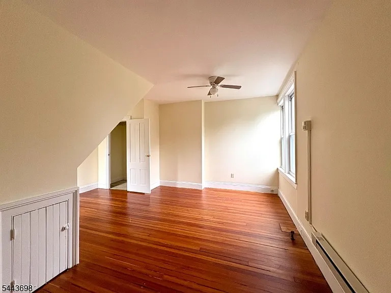 9 Franklin Pl — Photo 11