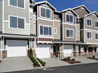 15720 Manor Way APT F2, Lynnwood, WA 98087