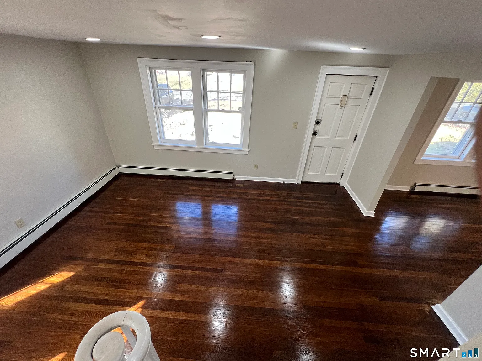 3 bed, 2.0 bath, 1557 sqft, $2,500 — Photo 4
