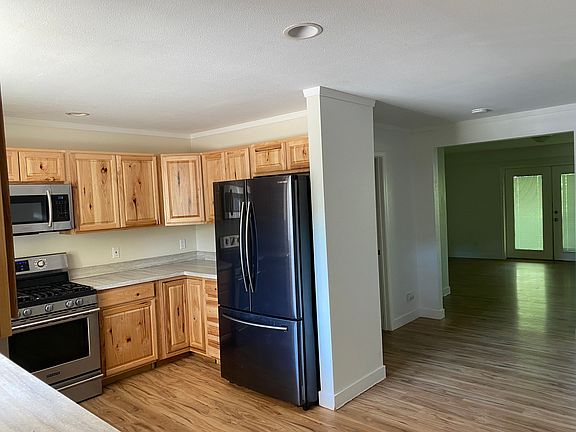 2nd image of 341 E Heather Way APT 5