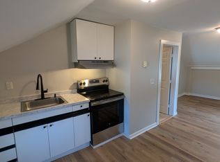 52-54 School St #2A, Putnam, CT 06260
