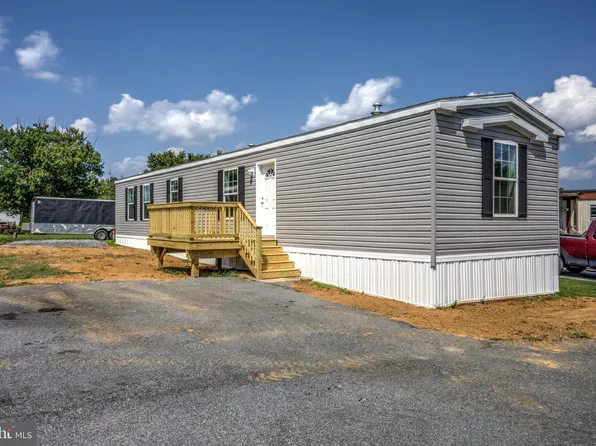 810 Glenwood B Dr, Ephrata, PA 17522
