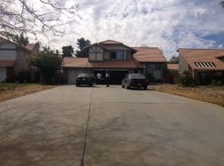 1230 Springline Dr, Palmdale, CA 93550