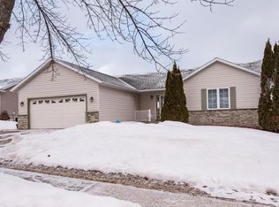 4429 Manor Brook Dr NW, Rochester, MN 55901
